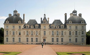 Le château de Cheverny a servi de modèle à Hergé lorqu'il dessina la célèbre demeure du capitaine Haddock.
