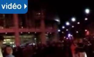 Vidéo : les CRS et les manifestants place de la batsille, le 6 mai 2007 après la victoire de Sarkozy.