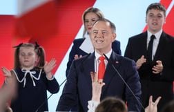 La Russie revendique une nouvelle localité, la Pologne n’aidera plus les réfugiés
