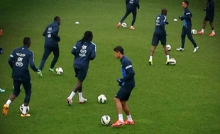 L'entraînement des joueurs de l'équipe de France, le mardi 19 mars 2013 à Clairefontaine.
