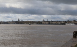 La Garonne à Bordeaux, le 11 février 2016
