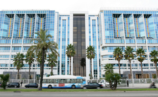 La façade de l'hôpital Lenval, à Nice