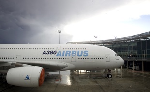 Un A380 prêt à être livré sur le tarmac de Toulouse-Blagnac