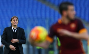 Rudi Garcia lors d'un match de l'AS Rome, fin 2015.
