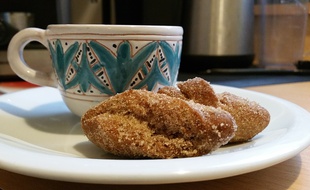 Strasbourg: C'est quoi le secret du succès des schankalas , le beignet de carnaval d'Alsace.
