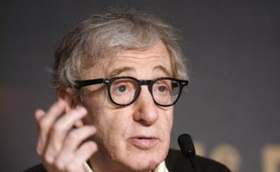 Le cinéaste américain Woody Allen a rendu hommage, samedi lors du 61e Festival de Cannes, à la "catalan way of life", qualifiant Barcelone de ville "très excitante, pleine de vie" où "à deux, trois ou quatre heures du matin, les rues sont pleines de gens".