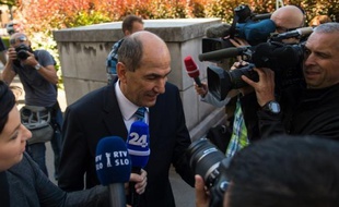 L'ancien Premier ministre conservateur slovène Janez Jansa (de 2004 à 2008, puis de 2012 à 2013) a été condamné mercredi par le Tribunal de Ljubljana à deux ans de prison ferme et 37.000 euros d'amende pour corruption dans le cadre du "procès Patria", un contrat d'armement de chars finlandais.