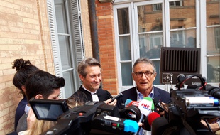 Guy Novès, à la sortie des Prud'hommes, le 8 avril 2019. La FFR a été condamnée à lui verser plus d'un million d'euros.