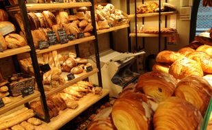 Les boulangeries sont concernées, ainsi que les salons de coiffure ou les aides à domicile.