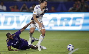 Zlatan Ibrahimovic avec le maillot du Galaxy