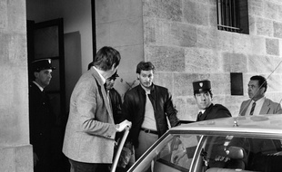 Lionel Cardon, en 1984, à sa sortie du Palais de Justice de Bordeaux.