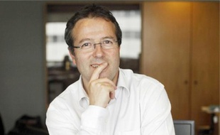 Pour Martin Hirsch, le service civique ajoute « une expérience concrète ».