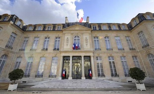 Le déficit de l'Etat a reculé de 1,5 milliard d'euros en avril sur un an, à 59,9 milliards d'euros, grâce à la progression des recettes fiscales et au produit exceptionnel de l'attribution des fréquences de la téléphonie 4G, a annoncé vendredi le ministère du Budget.