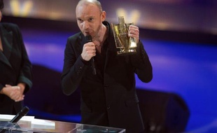 Gaëtan Roussel lors des 26e Victoires de la Musique, à Paris, le 1er mars 2011