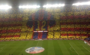 Le tifo des supporters du Barça.