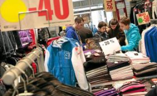Les soldes démarrent demain à 8h et se terminent le mardi 14 février.