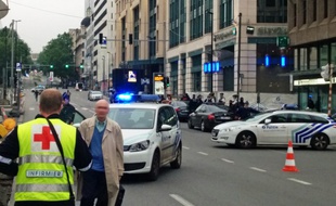 Une alerte à la bombe a été déclenchée mardi matin dans un centre commercial du centre de Bruxelles