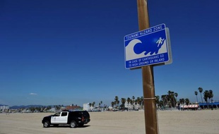 Plus de 250.000 personnes en Californie vivent dans des zones côtières susceptibles d'être dévastées par les flots en cas de tsunami dans cet Etat à l'ouest des Etats-Unis sujet aux tremblements de terre, selon une étude du Centre américain de géophysique (USGS) lundi.