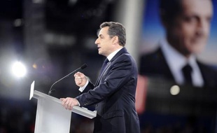 Les exigences du candidat Nicolas Sarkozy sur l'Europe ont suscité lundi une perplexité certaine dans l'UE où la Commission européenne a mis en garde contre tout protectionnisme et souligné la difficulté d'une réécriture fondamentale de l'accord Schengen.
