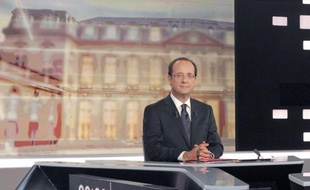 Le débat virulent qui a opposé François Hollande à Nicolas Sarkozy mercredi a confirmé l'avantage du socialiste, donné vainqueur par tous les sondages, qui s'est montré résistant face aux assauts du président sortant, plus que jamais en position de challenger.