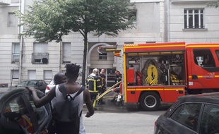 Incendie au centre d'hébergement d'urgence rue Sibille à Nantes.