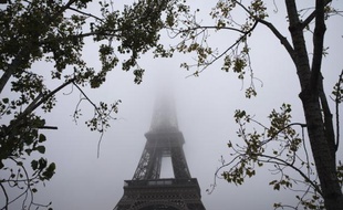 69% des Français se disent pessimistes sur l'avenir de la société, soit une hausse de 8% par rapport à novembre, selon un sondage mensuel de l'institut CSA réalisé pour BFM TV.