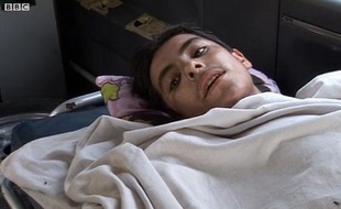 Oumar, un terroriste kamikaze de 14 ans recruté par les talibans au Pakistan.