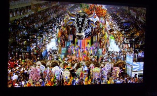 Un prototype de téléviseur OLED 4K présenté par Sony au CES 2013 de Las Vegas.