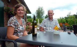 Manque de soleil, climat trop humide, températures trop basses: depuis des siècles les Pays-Bas, plus habitués à brasser de la bière, ont boudé la viticulture. Mais grâce à de nouveaux cépages plus résistants, le vignoble gagne du terrain au pays des polders.