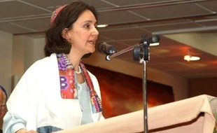 Pauline Bebe, première femme rabbin de France.