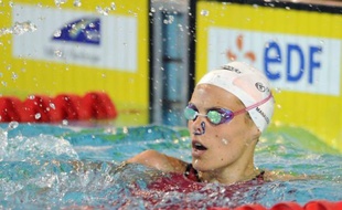 Laure Manaudou s'est qualifiée pour les jeux Olympiques de Londres, en devenant championne de France du 100 m dos, mardi à Dunkerque.