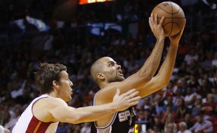 Tony Parker pour son 1000e match en NBA