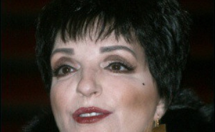 Liza Minnelli a fait souffler tout l'esprit de Broadway et du music-hall sur l'Opéra de Paris, vendredi soir, à l'occasion d'un récital caritatif à guichets fermés au profit du Sidaction, la fondation française contre la Sida, et l'association Care contre la pauvreté dans la monde.