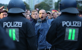Des manifestants d'extrême-droite à Chemnitz, le 2 septembre 2018
