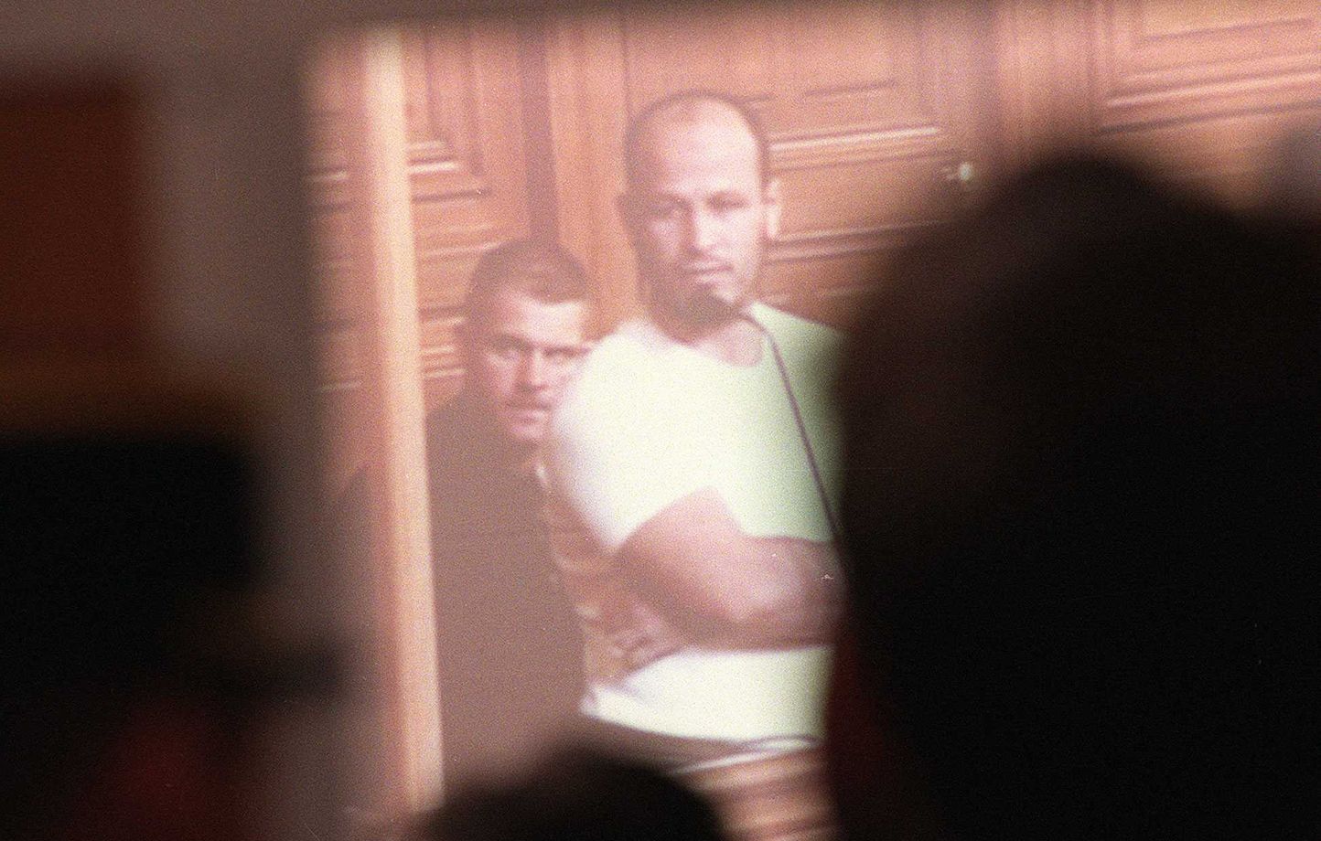 Tensions avec l'Algérie : Libérable, l'un des auteurs des attentats de 1995 bloqué en prison en attendant un visa d'Alger thumbnail