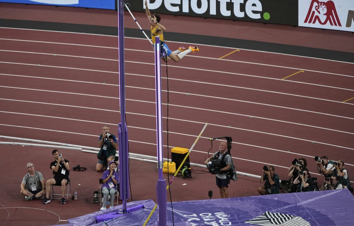 Mondiaux d'athlétisme : Phénoménal, Mondo Duplantis franchit 6,30 m et bat son 14e record du monde