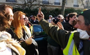 Ingrid Levavasseur prise à partie lors de l'acte 14 des «gilets jaunes» dimanche 17 février.