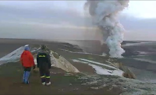 Grímsvötn, volcan islandais prêt à émerger.