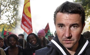 Le NPA a décidé une nouvelle fois de repousser son congrès à la suite du mouvement social contre la réforme des retraites qui "a modifié le rythme des débats", a dit lundi le parti d'Olivier Besancenot dont les membres se réuniront finalement du 4 au 6 février.