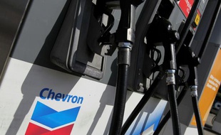 Pompe à essence de Chevron à San Francsco, en Californie