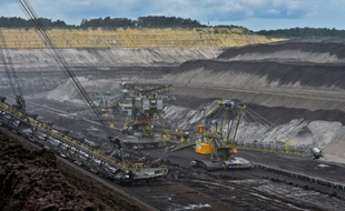 La mine de lignite à ciel ouvert de Welzow, dans l'est de l'Allemagne, appartenant au groupe énergétique public suédois Vattenfall, le 18 août 2014