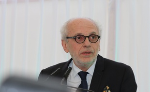 Le promoteur bordelais Norbert Fradin, lors de la pose de la première pierre du musée de la mer et de la marine