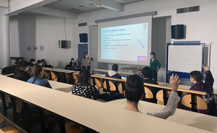 Le collectif NousToutes06 et Feminist Union de Sciences Po Menton ont parlé consentement, violences sexistes et sexuelles et cyberharcèlement avec des élèves de première ce mercredi 10 mars 2021