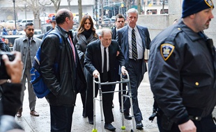 Le producteur Harvey Weinstein à son arrivée au tribunal de Manhattan le 6 janvier 2020