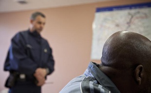 Certains détenus, notamment de Fleury-Mérogis, suivent des cours pendant leur incarcération.
