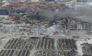Site de l'explosion dans la cité portuaire de Tianjin (est de la Chine) le 13 août 2015