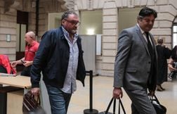 « Je vis dans le corps d’une vieille personne », confie la première victime du Dr Péchier