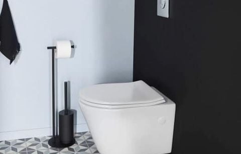Marre des recoins impossibles à entretenir ? Optez pour ce WC suspendu en promo chez Castorama