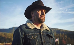 François Damiens dans Les Cowboys de Thomas Bidegain
