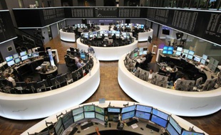 La bourse de Francfort en Allemagne, le 25 août 2015
